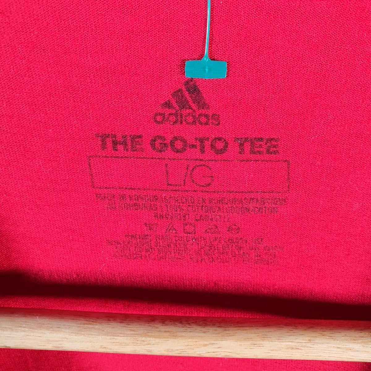 Vintage Adidas Go Tee Chicago USA T Shirt Men’s Large Red Three Stripes Logo Athletic