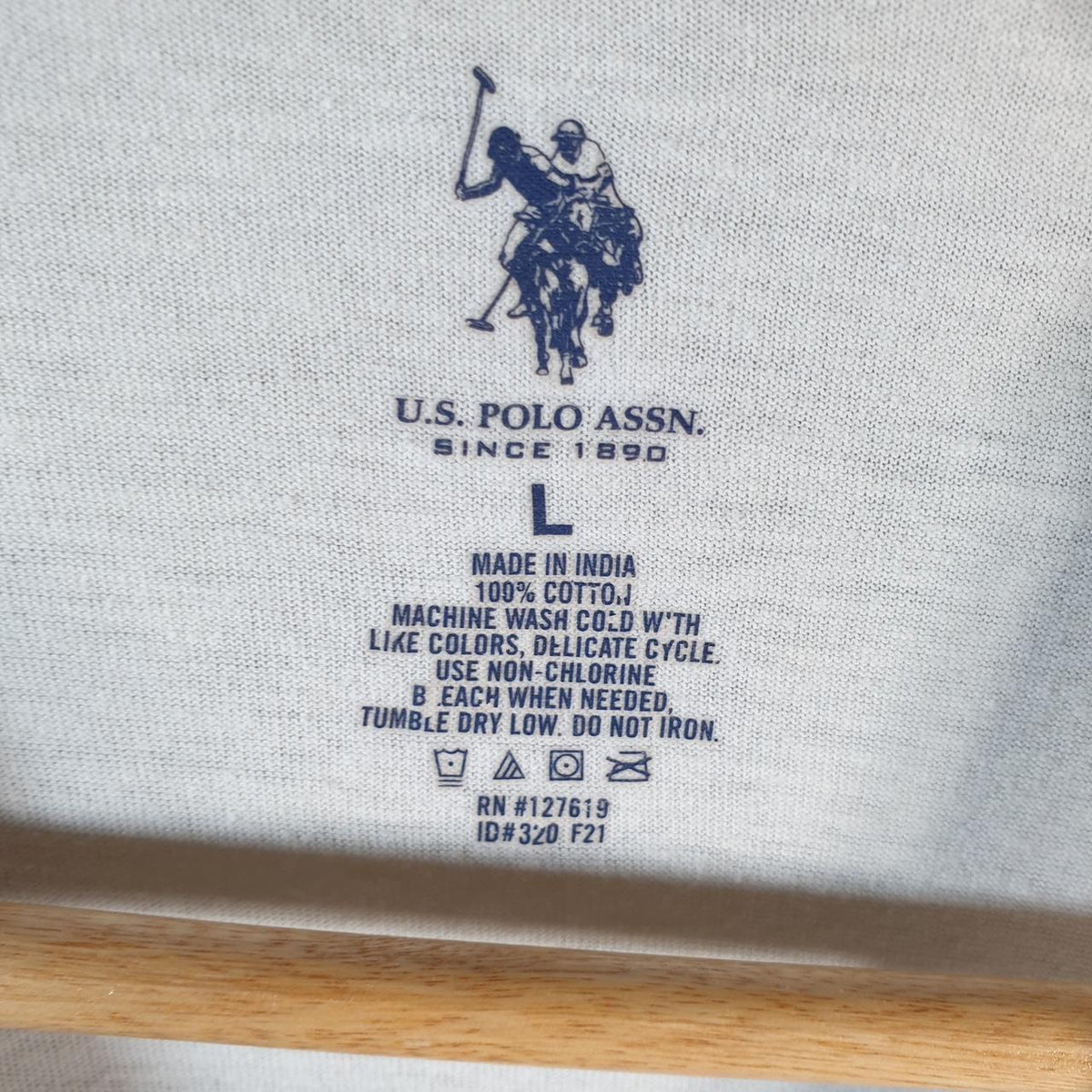 Vintage U.S. polo Assn. T Shirt Men’s Large White Casual Logo Embroidered Logo Y2K