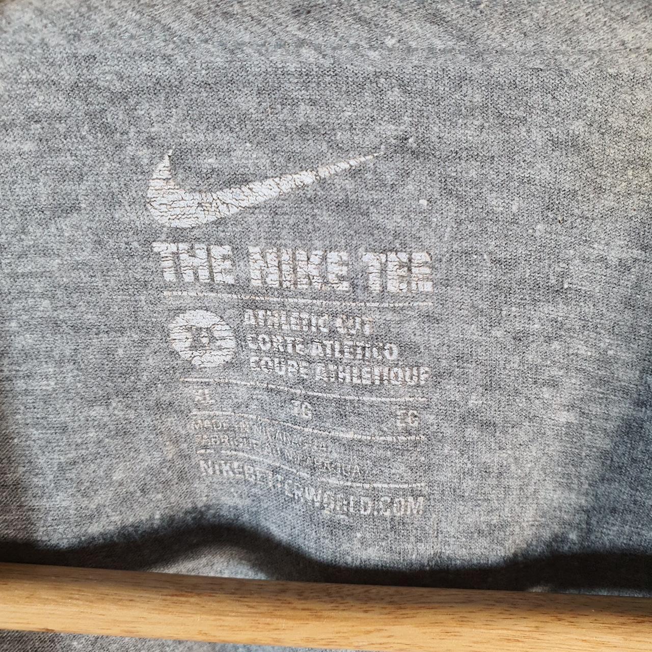 Vintage Nike Graphic Spellout T Shirt Men’s XL Grey Logo Swoosh Athletic