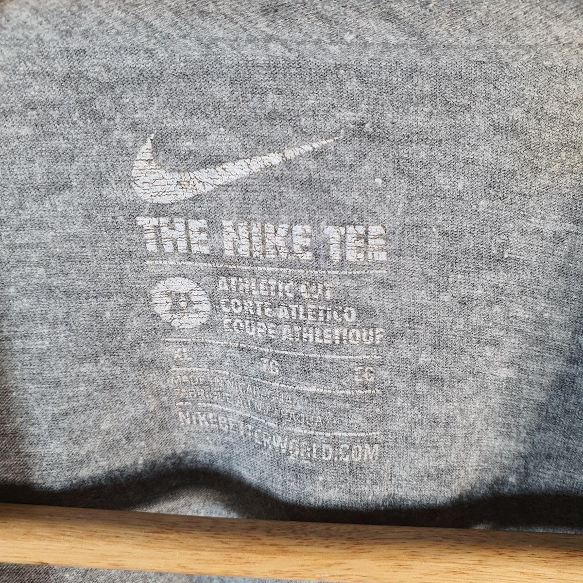 Vintage Nike Graphic Spellout T Shirt Men’s XL Grey Logo Swoosh Athletic