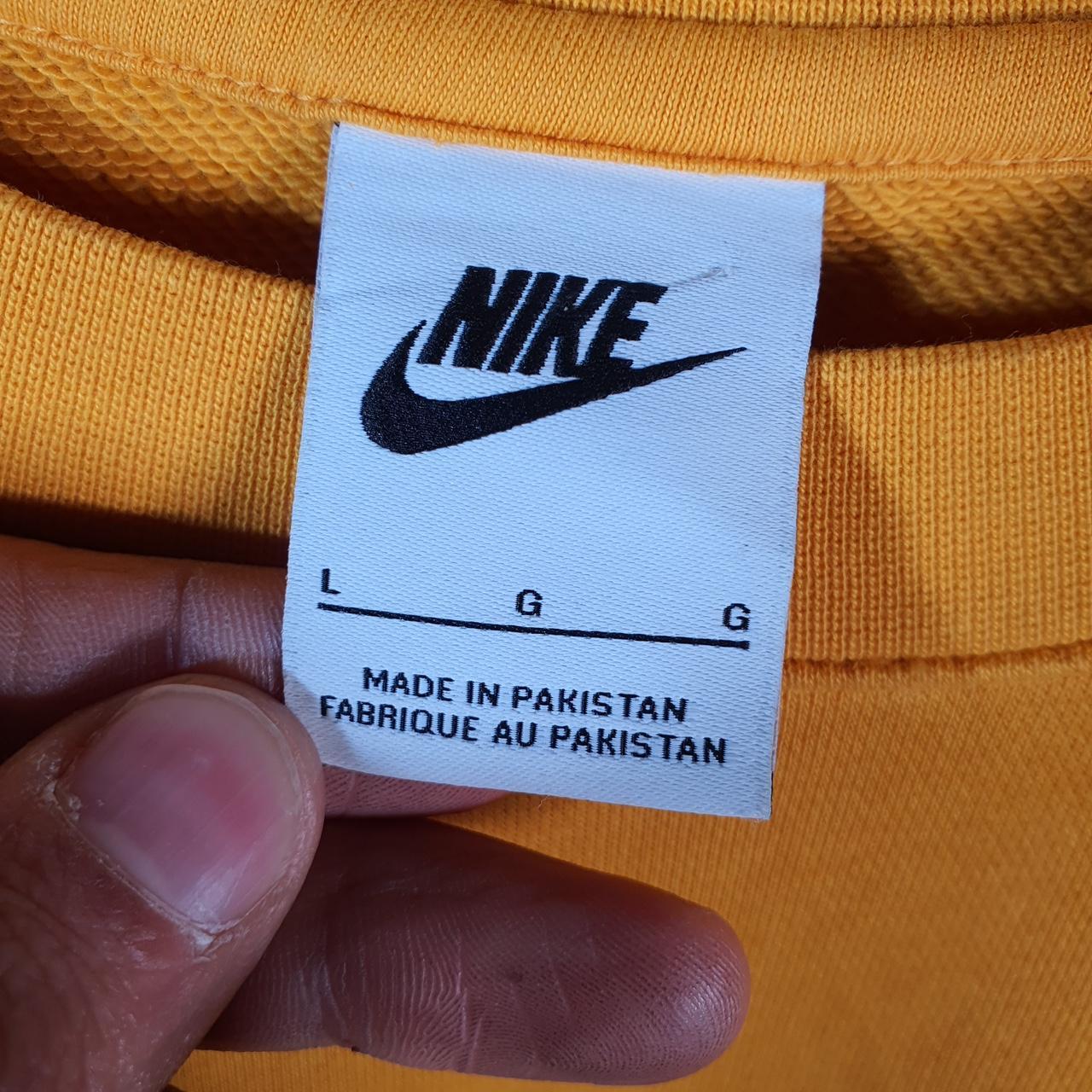 Vintage Nike Club Embroidered Sweatshirt Men’s Large Orange Swoosh Y2K Pullover Logo