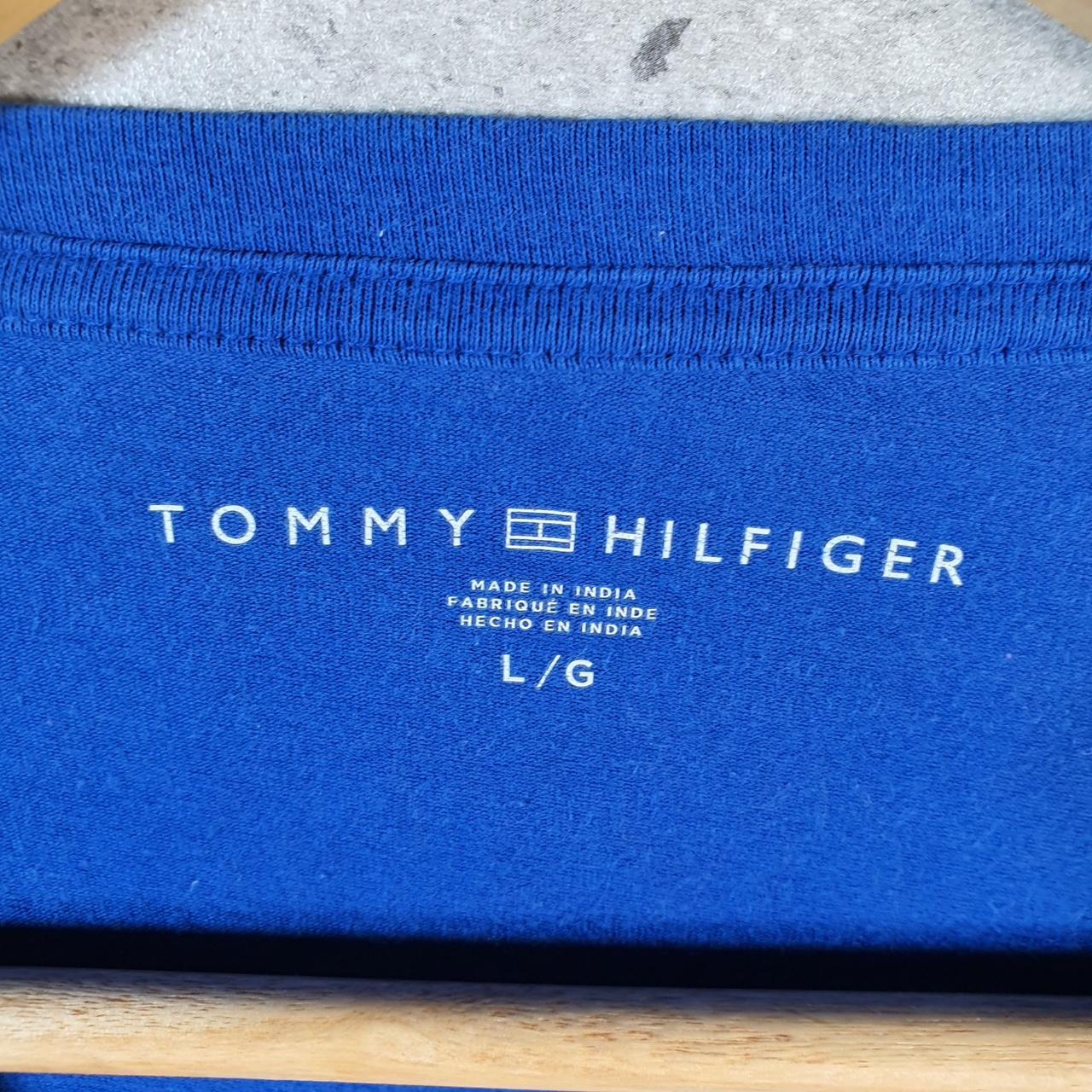 Vintage Tommy Hilfiger T Shirt Men’s Large Blue Custom Fit Embroidered Logo