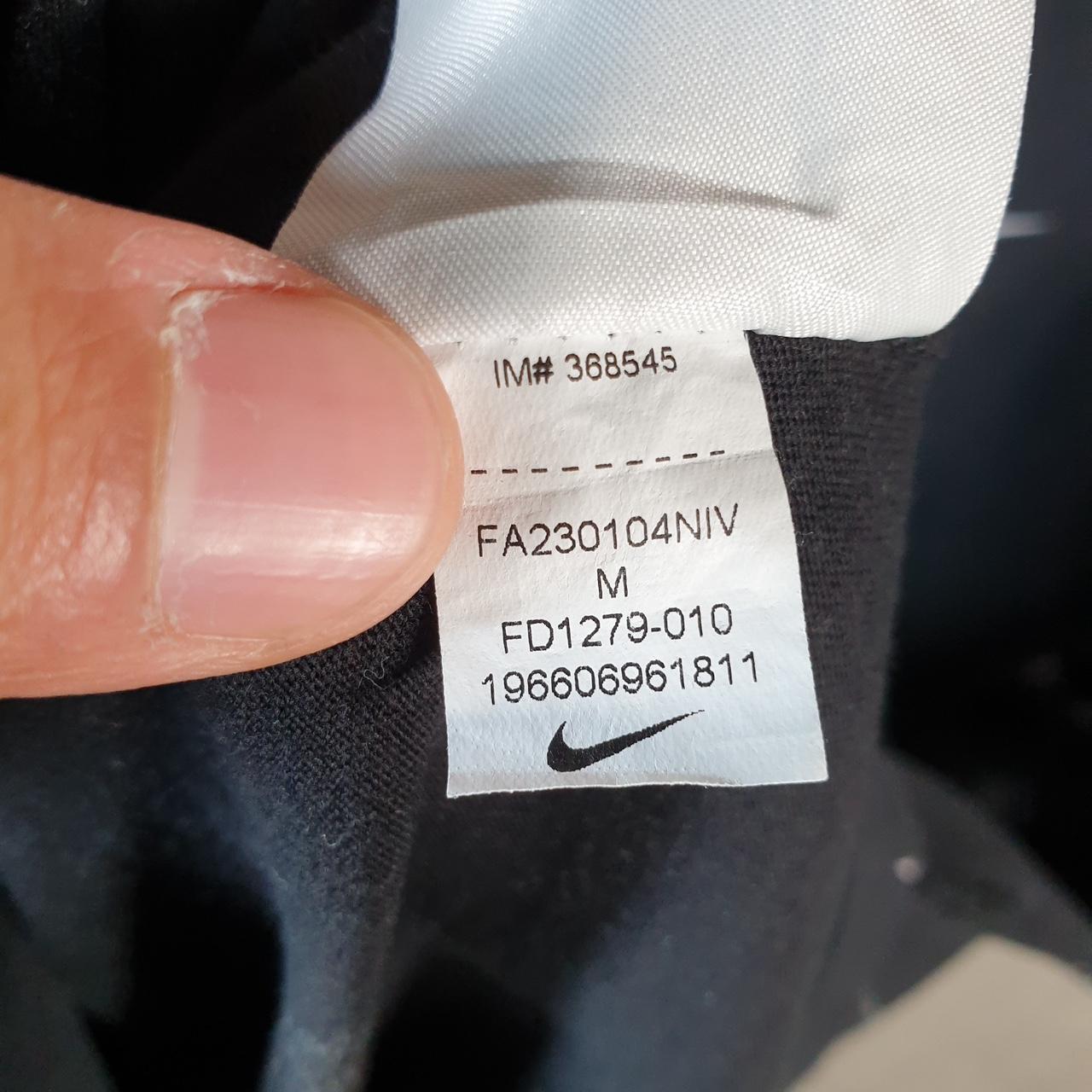 Vintage Nike All Over Print T Shirt Men’s Medium Black Printed Single Swoosh Logo Athletic C8271