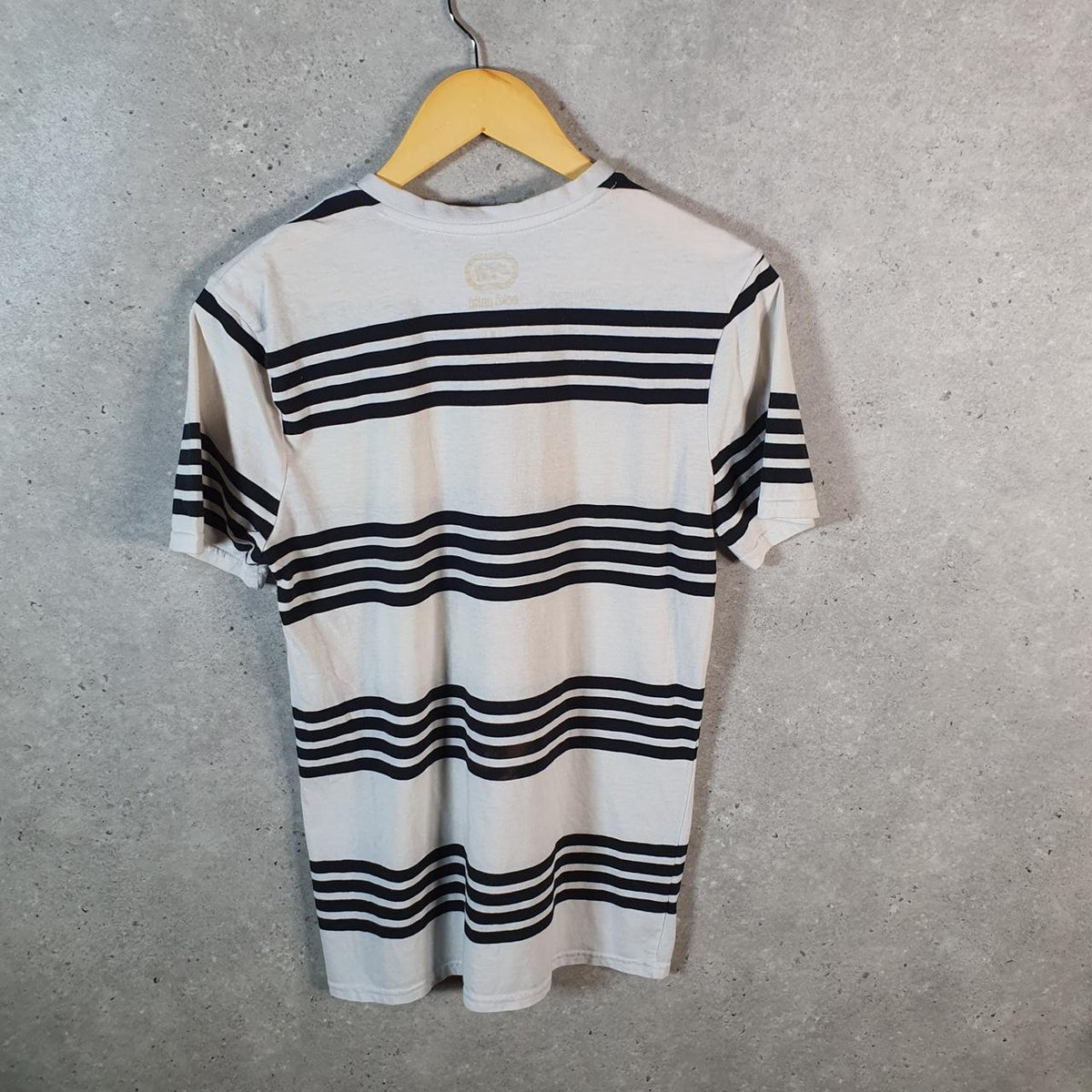 Vintage Ecko Unltd. Y2K T Shirt Men’s White Small Striped Casual Sports Logo Athletic C9966