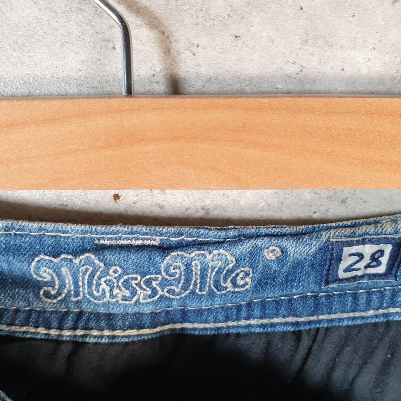 Vintage Miss Me Baggy Y2K Hip Hop Jeans Shorts Jorts Womens W28 Blue Denim Low Rise