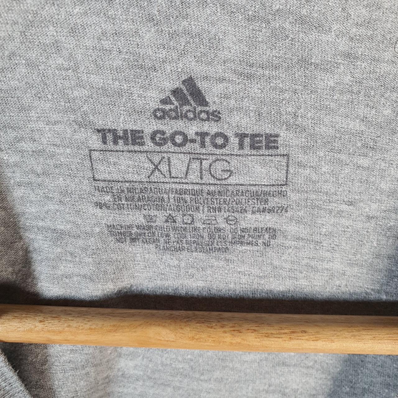 Vintage Adidas Go To Tee T Shirt Men’s Small Grey Three Stripes Logo Athletic