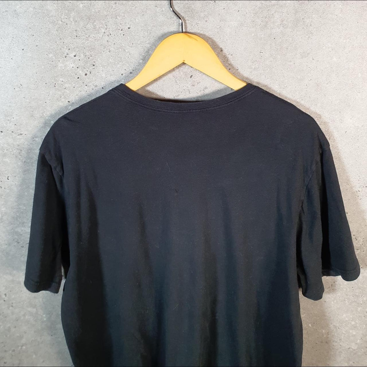 Vintage Tommy Hilfiger Blank T Shirt Shirt Men’s Large Black Casual Sports Athletic C9828