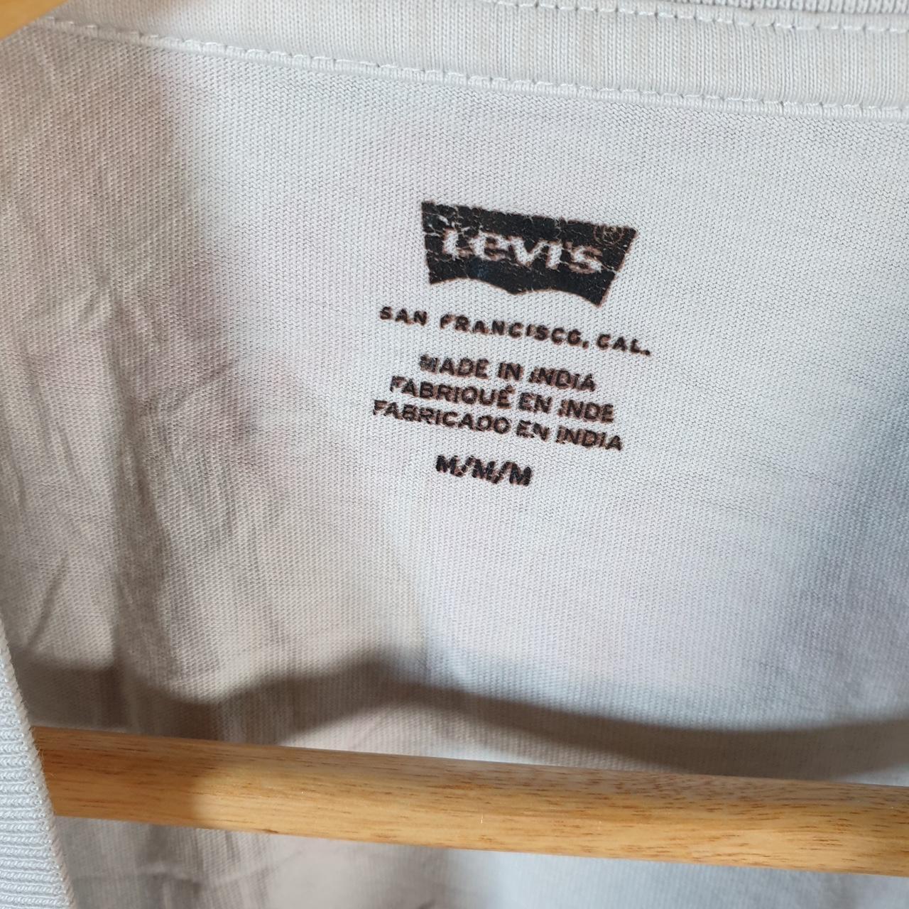 Vintage Levis Spellout T Shirt Shirt Mens Medium White Logo Athletic Slim Fit