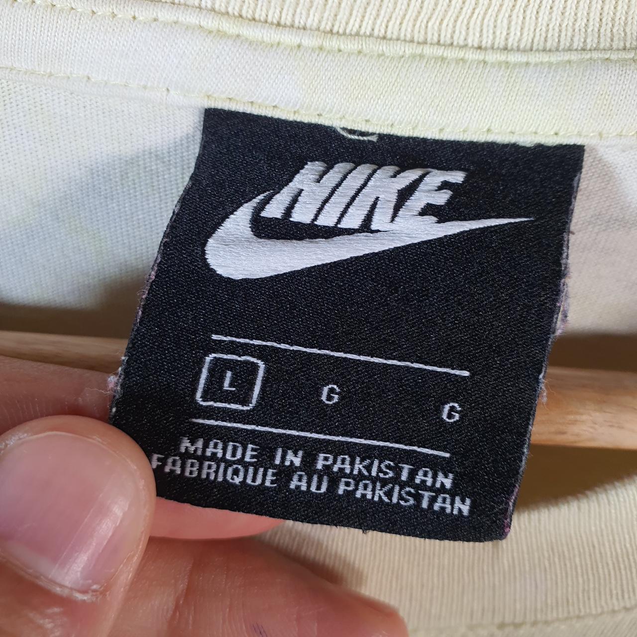 Vintage Nike Just Do It T Shirt Men’s Large Yellow Swoosh Logo Athletic Big Fish Vintage