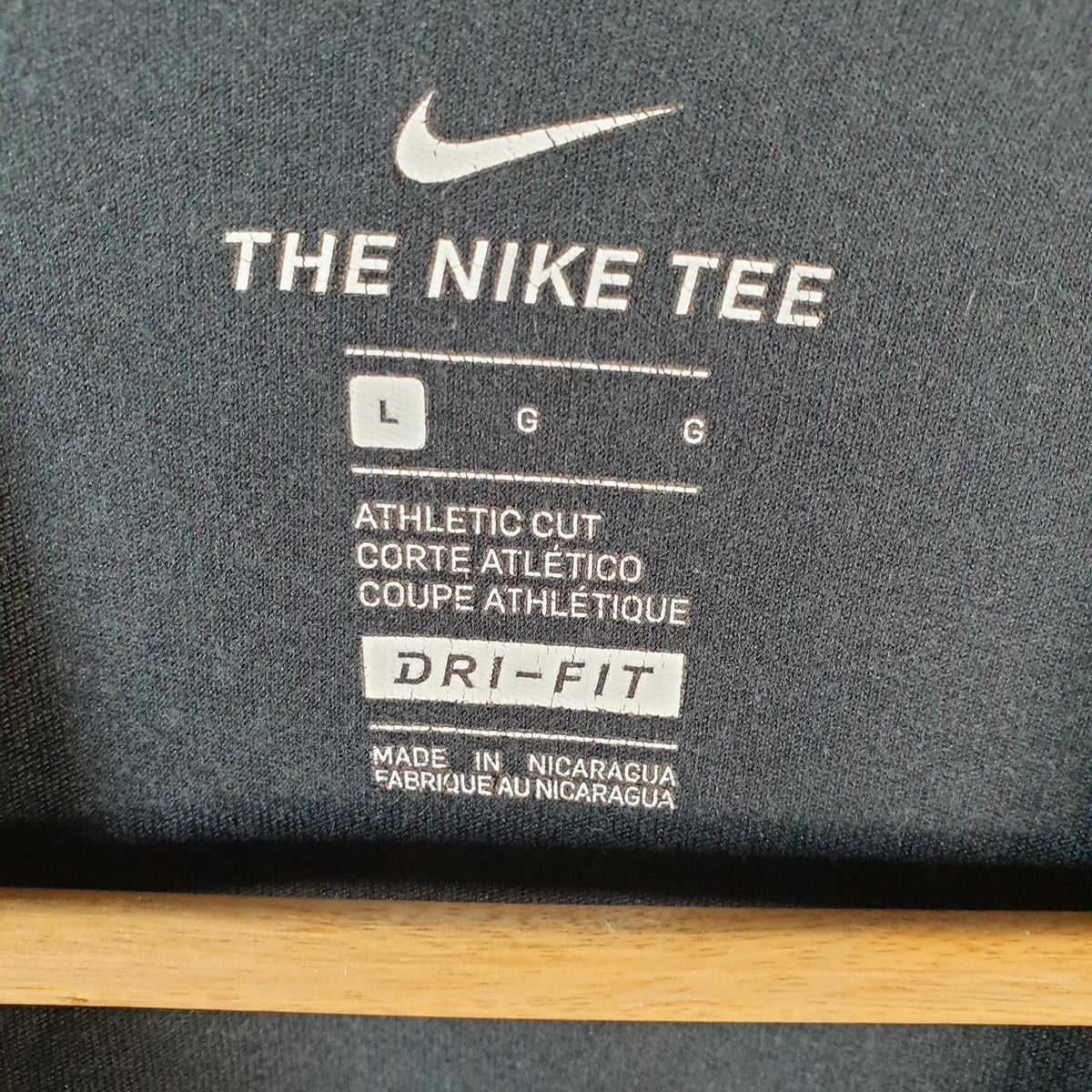 Vintage Nike Spellout Dri Fit T Shirt Men’s Large Black Logo Swoosh Athletic