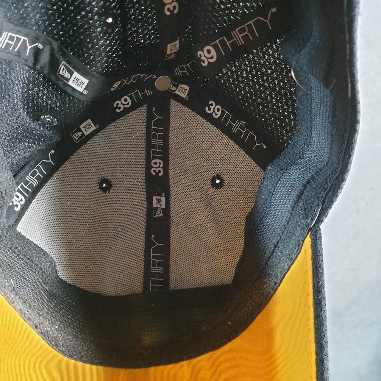 Vintage New Era NFL Reebok Pittsburgh Steeleers Small Cap Men’s USA Spellout Athletic C8538