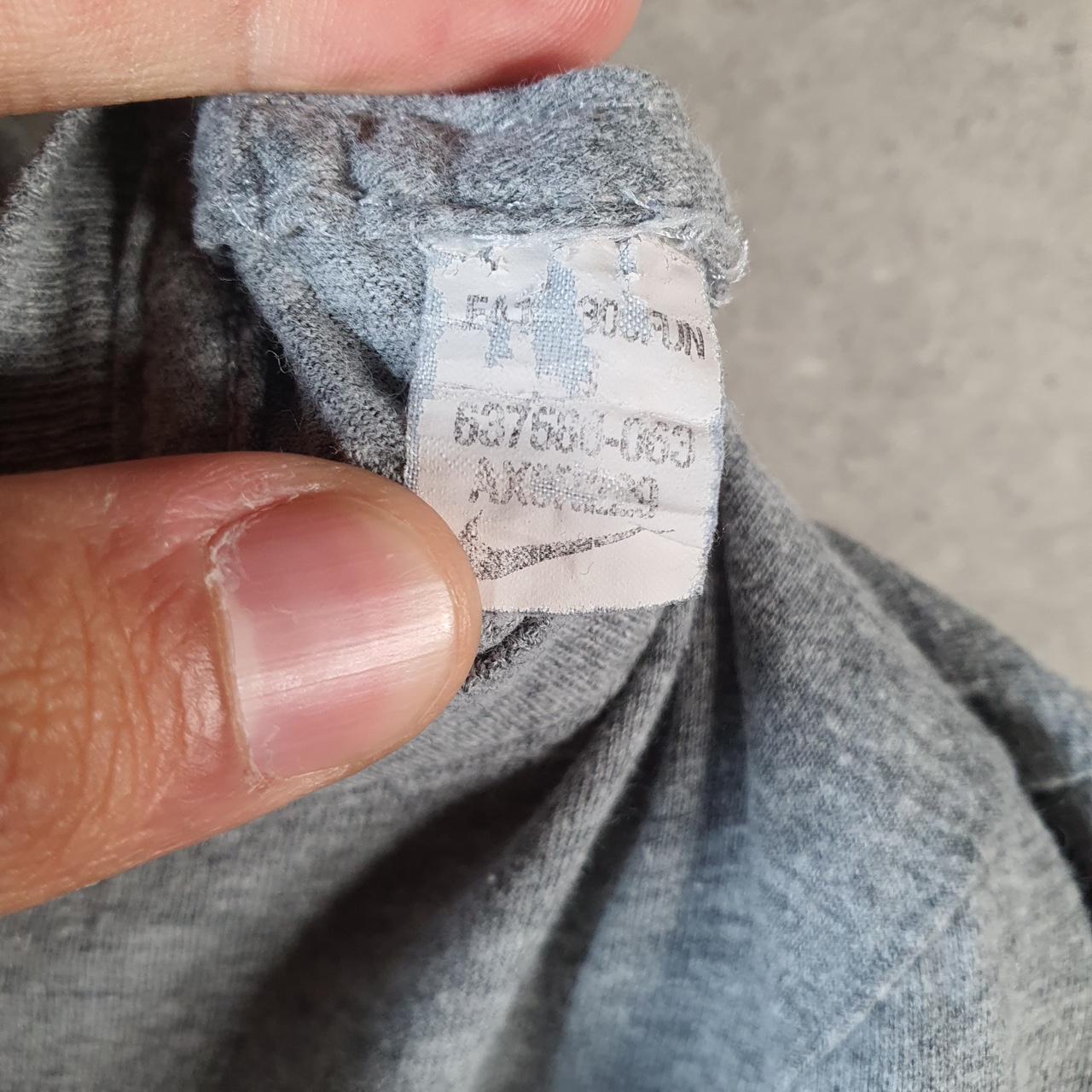 Vintage Nike Club T Shirt Men’s Small Grey Printed Single Swoosh Logo Athletic Big Fish Vintage