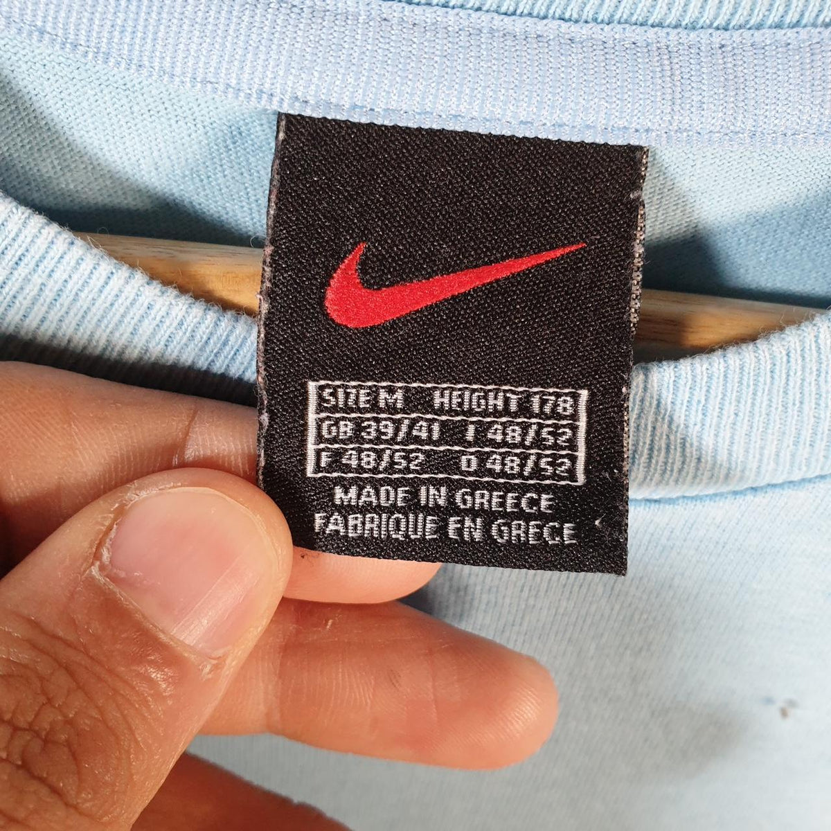 Vintage Nike Embroidered 90s Club T Shirt Men’s Medium Blue Swoosh Athletic