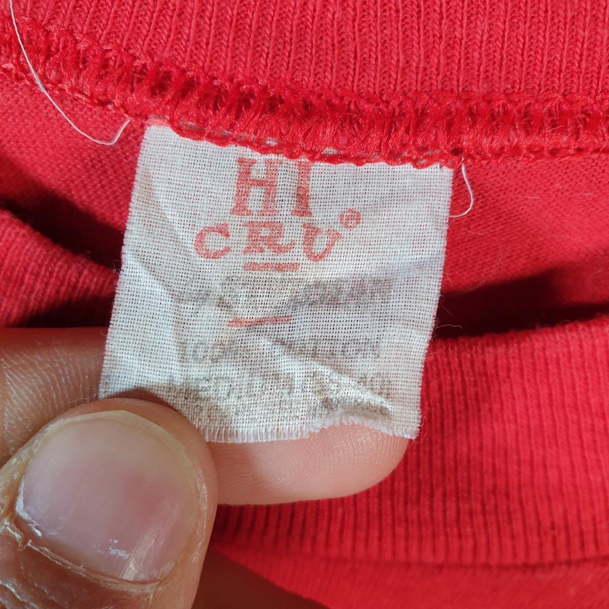 Vintage Hi Cru Fiji Island 1983 Graphic USA Single Stitch T Shirt Men’s Small Red