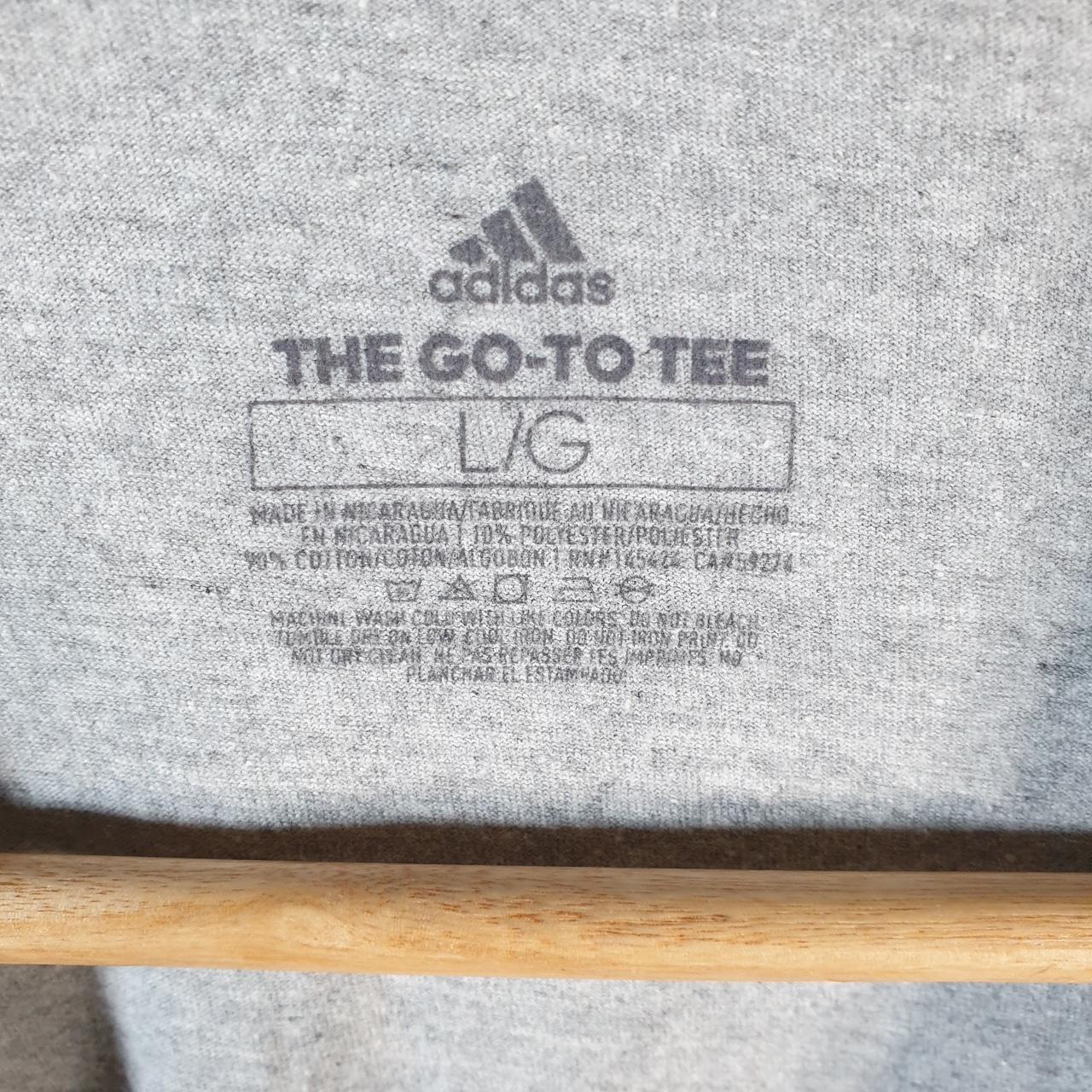 Vintage Adidas Go To Tee T Shirt Men’s Large Grey Three Stripes Logo Athletic