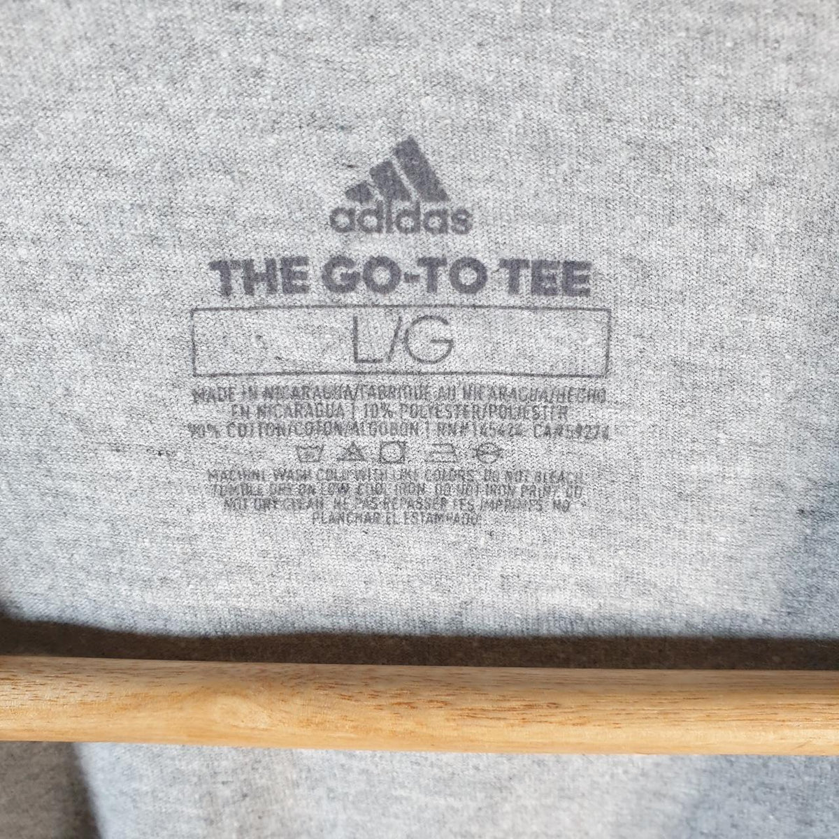 Vintage Adidas Go To Tee T Shirt Men’s Large Grey Three Stripes Logo Athletic