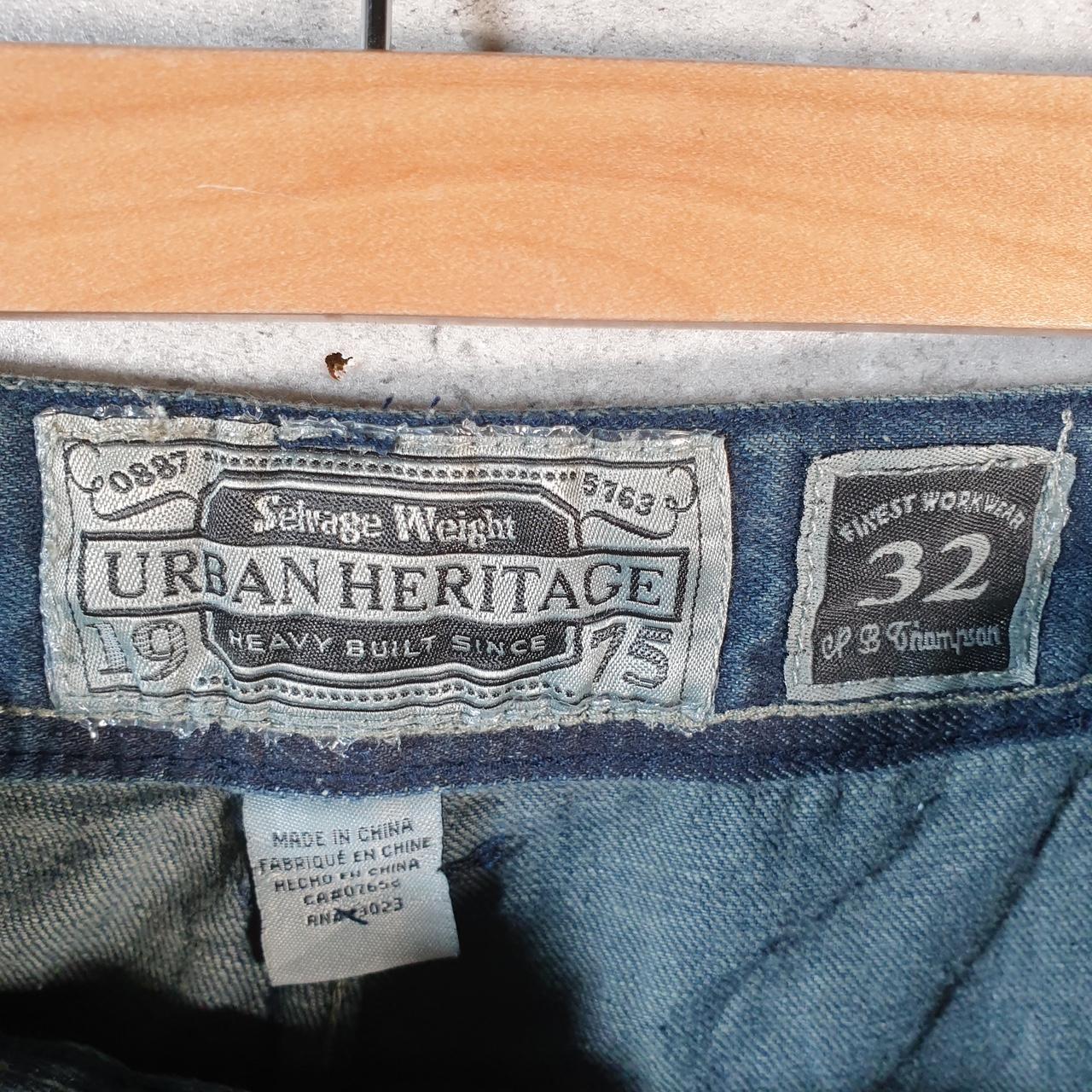 Vintage Urban Heritage Baggy Y2K Hip Hop Jeans Shorts Jorts Mens W32 Blue Denim USA Big Fish Vintage