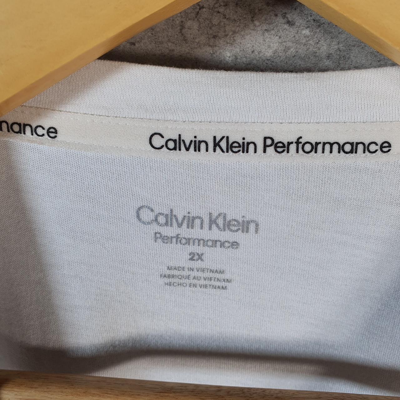 Vintage Calvin Klein T Shirt Womens 2XL White Classic Fit Performance Logo