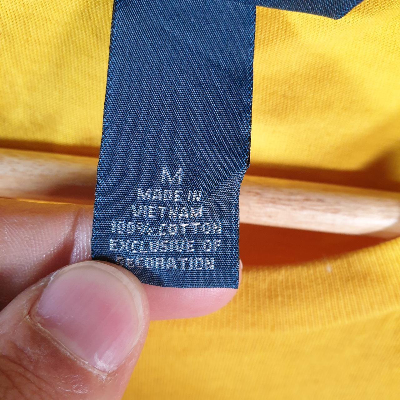 Vintage Ralph Lauren Polo T Shirt Men’s Medium Yellow Embroidered Classic Fit Pony C8588