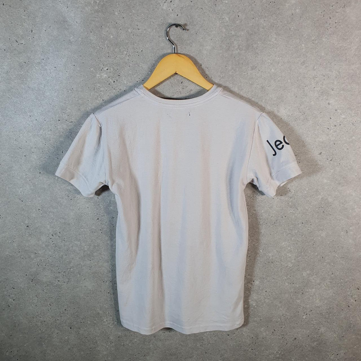 Vintage Calvin Klein Spellout T Shirt Men’s XS White Casual Sports C9838