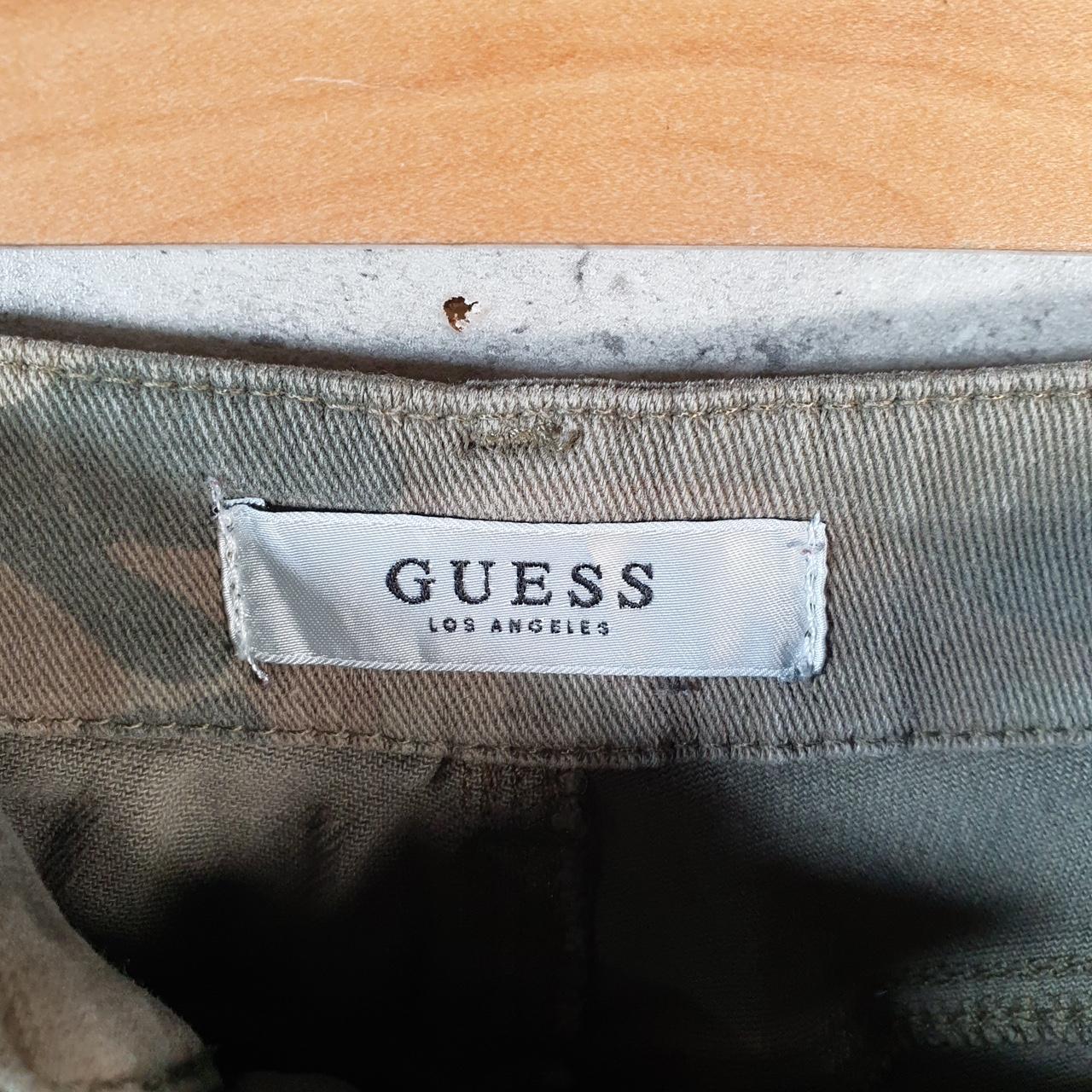 Vintage Guess Camouflage Shorts Jorts Cargo Womens W29 Brown Relaxed Denim