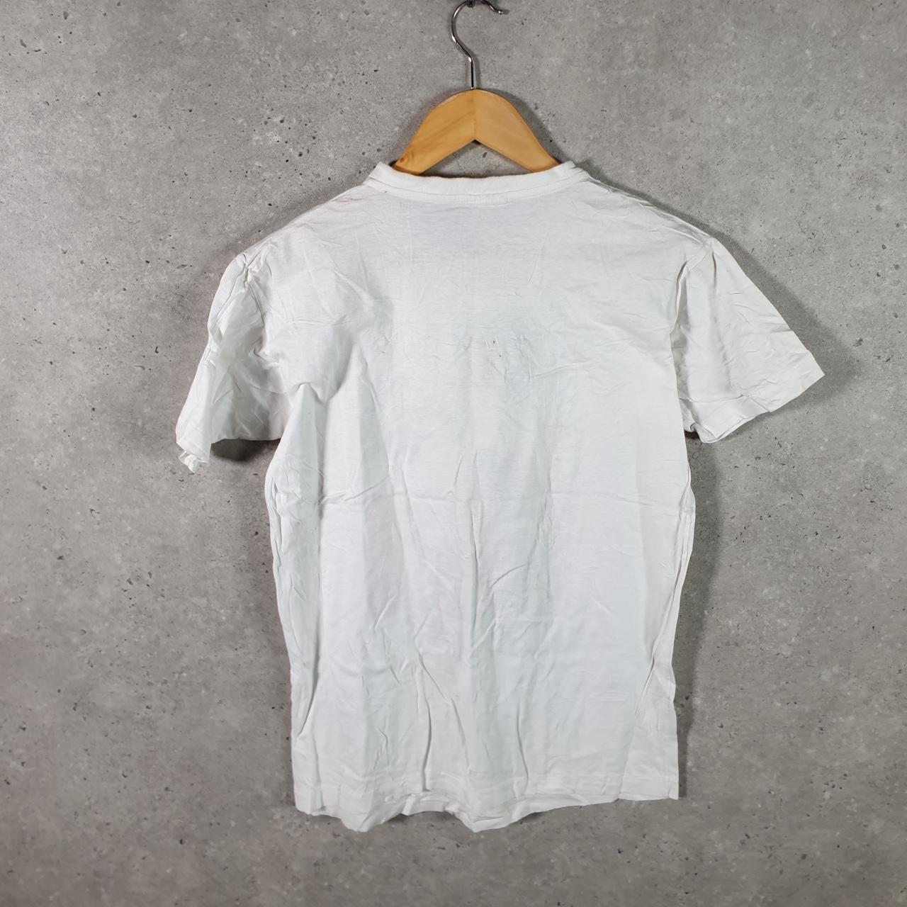 Vintage Chinese Graphic 90s USA Single Stitch T Shirt Men’s XS XSmall White Big Fish Vintage