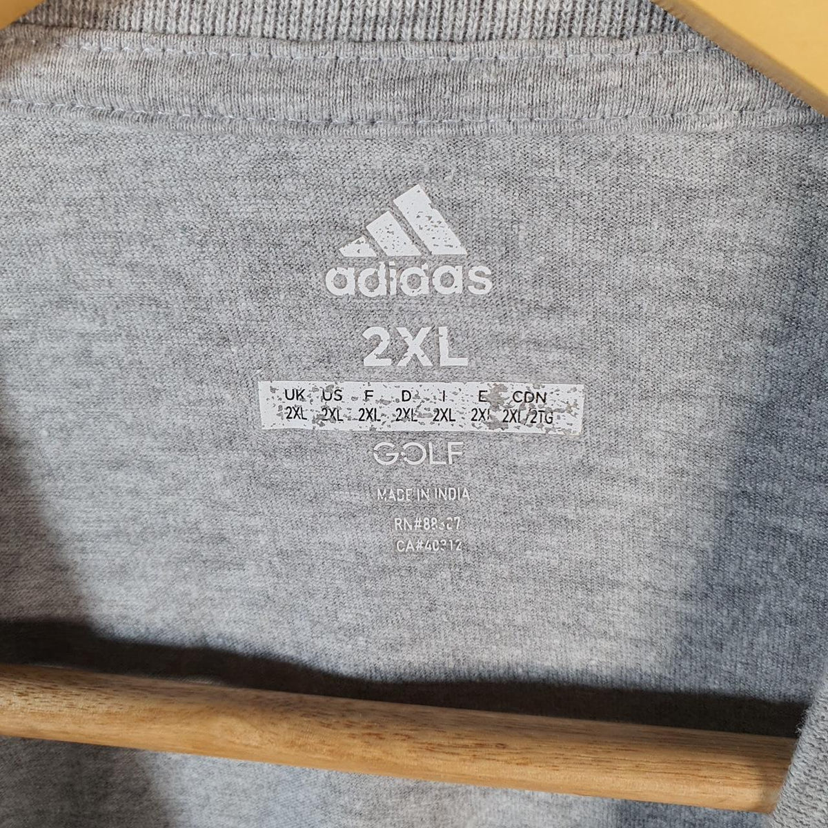 Vintage Adidas Golf T Shirt Men’s 2XL Grey Three Stripes Logo Athletic
