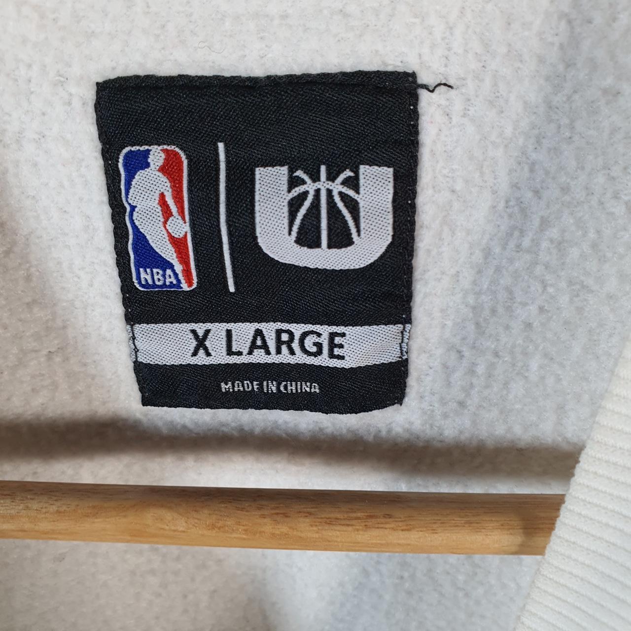 Vintage NBA Chicago Bulls Sweatshirt Men’s XL White Pullover Pro Sport USA