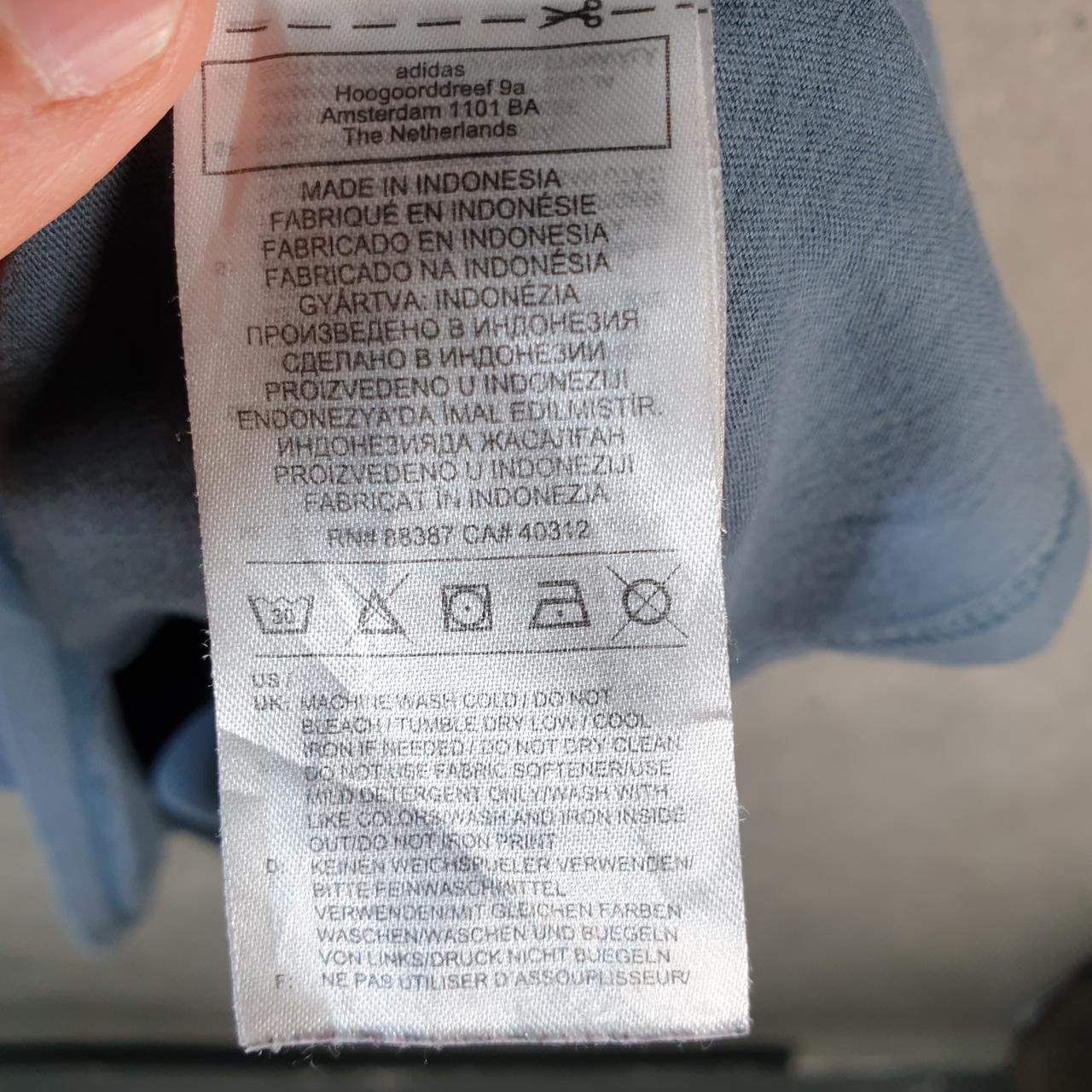 Vintage Adidas T Shirt Shirt Men’s Large Blue Three Stripes Logo Athletic C9899