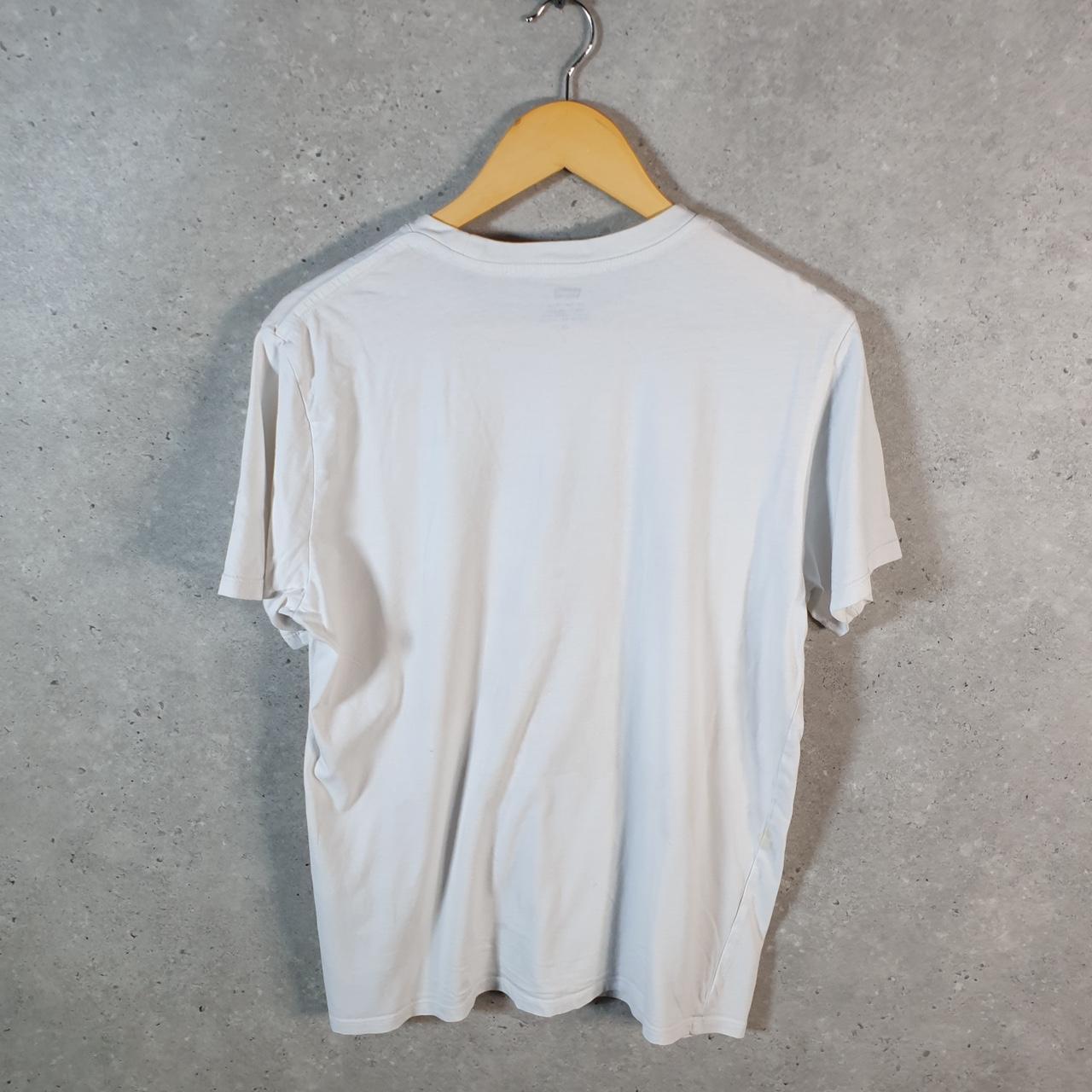 Vintage Levis Spellout T Shirt Shirt Men’s Large White Logo Athletic Casual