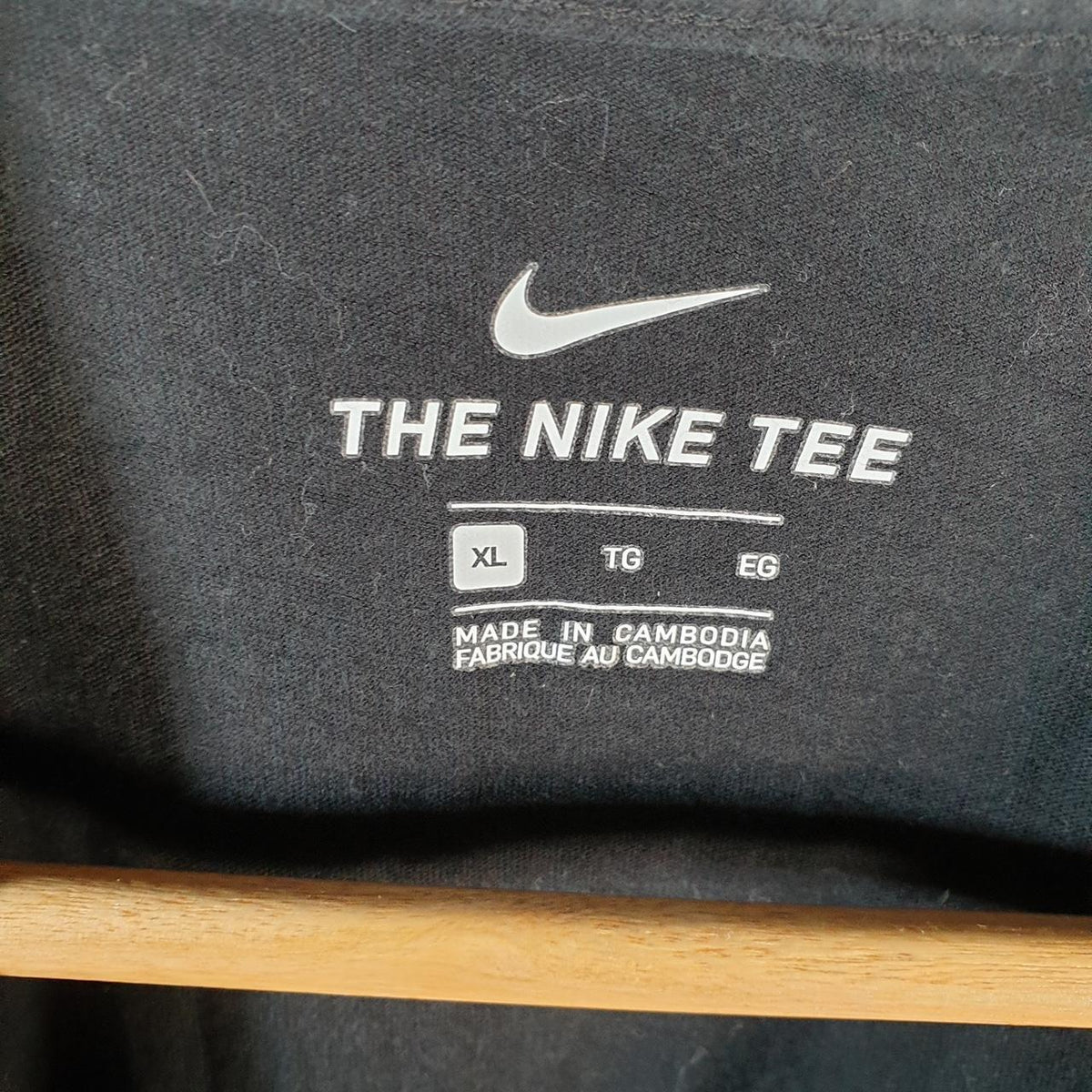 Vintage Nike Spellout Club T Shirt Men’s XL Black Swoosh Athletic
