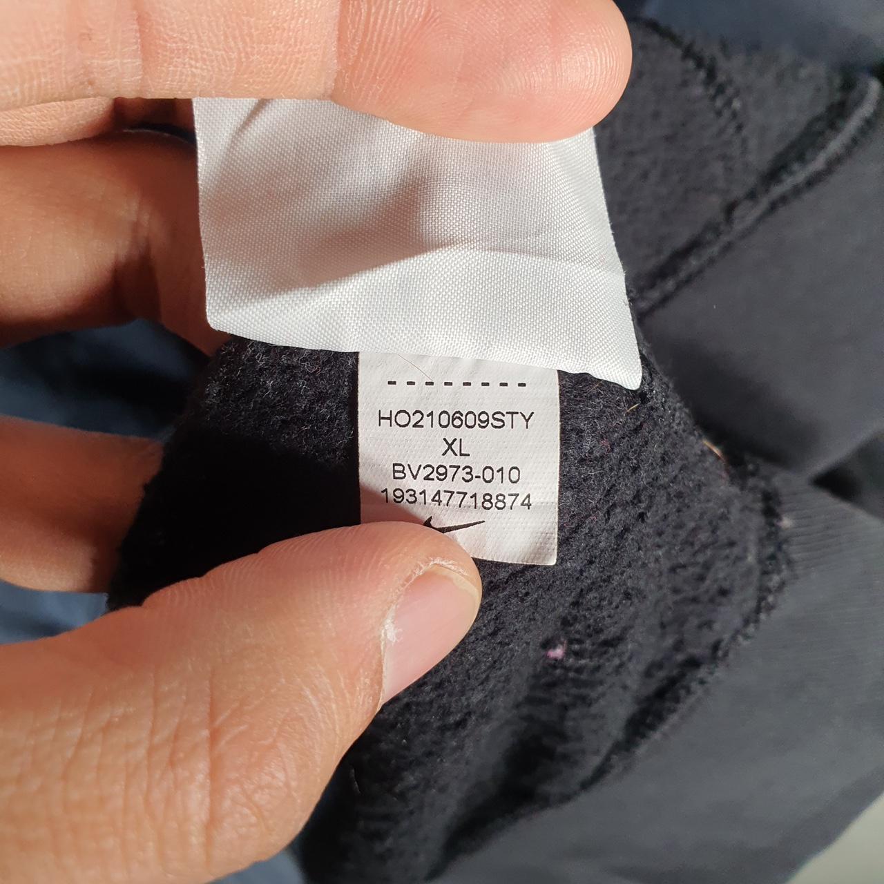 Vintage Nike Club Hoodie Men’s XL Black Swoosh Y2K Pullover Sweatshirt Logo