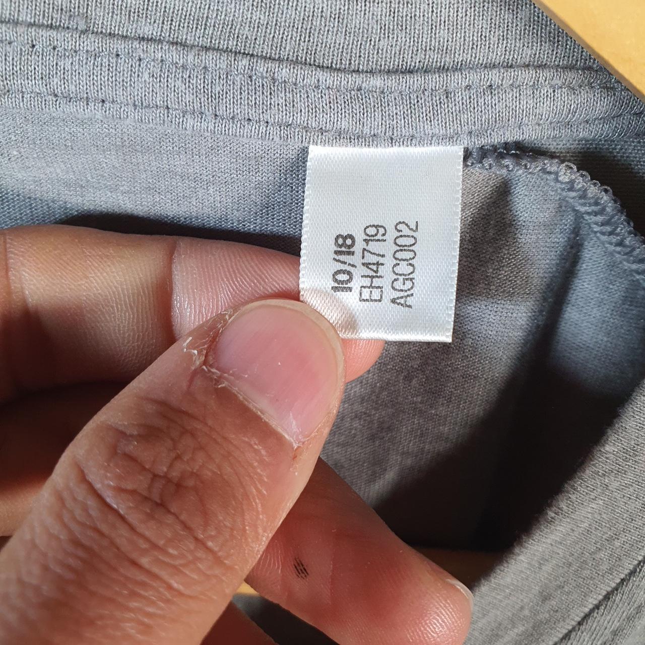 Vintage Adidas Freelift Climalite T Shirt Shirt Men’s 2XL Grey Three Stripes Logo Athletic C9728