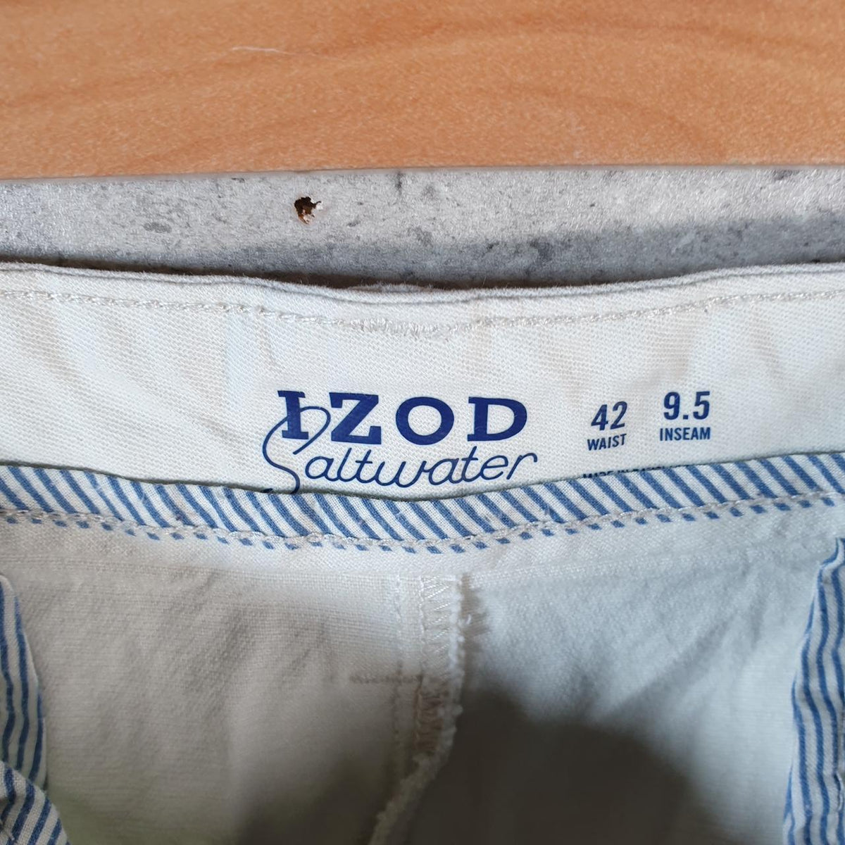 Vintage Izod Golf Chino Shorts Jorts Cargo Men’s W42 Beige Baggy Cotton