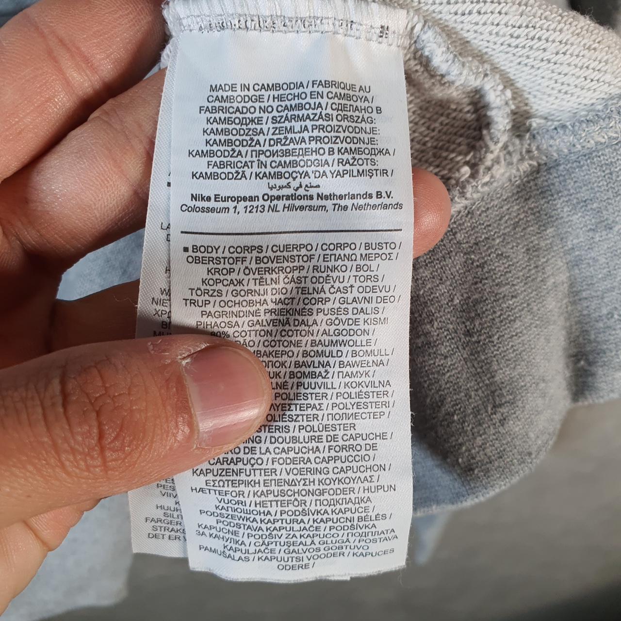 Vintage Nike Pockets Hoodie Womens Medium Grey Swoosh Y2K Pullover Logo