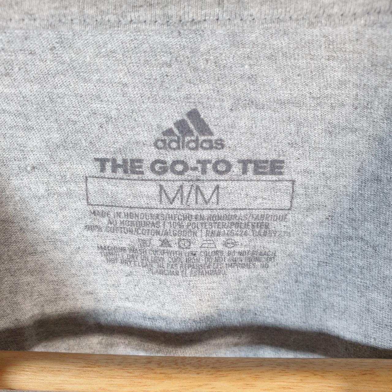 Vintage Adidas Go To Tee T Shirt Men’s Medium Grey Three Stripes Logo Athletic