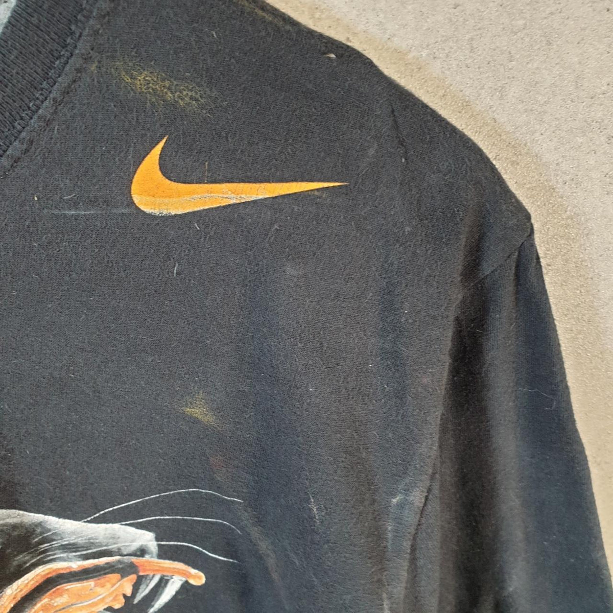 Vintage Nike Dragon Demon Graphic T Shirt Men’s Medium Black Logo Swoosh Athletic