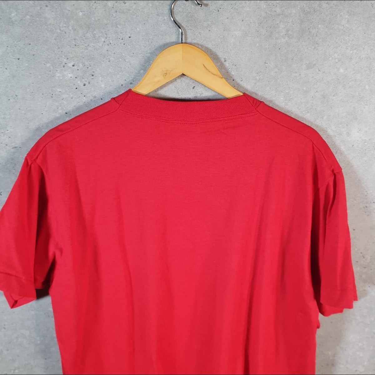 Vintage Screen Stars Pre Season Sale 90s USA Single Stitch T Shirt Men’s XL Red C8365