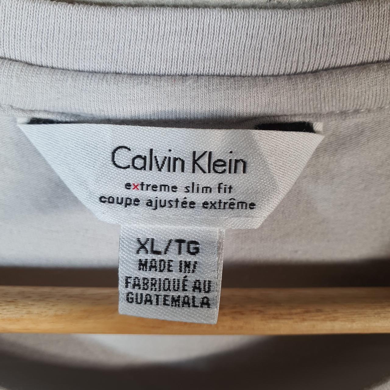 Vintage Calvin Klein Graphic T Shirt Men’s XL Checkered Slim Fit Spellout Logo