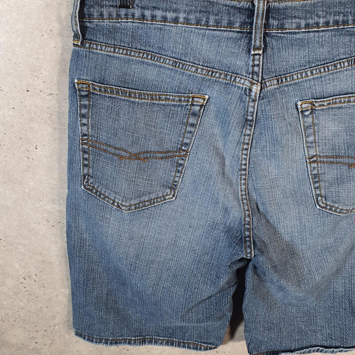 Vintage Levi’s Denim Jean Shorts Jorts Cargo Men’s W36 Blue Baggy Cotton