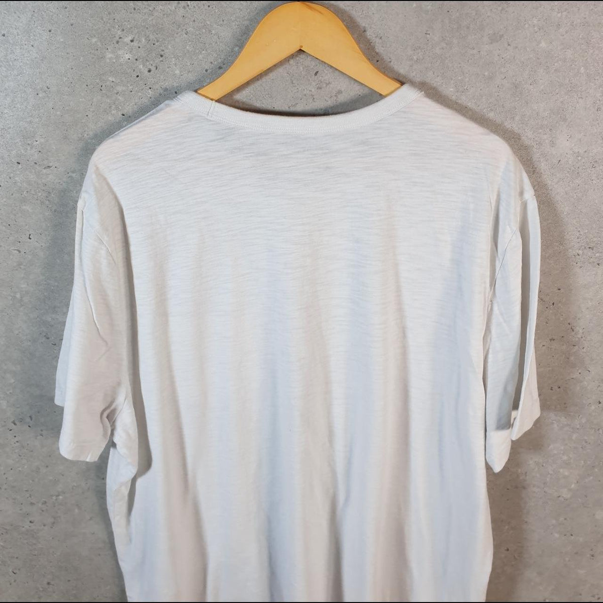 Vintage Gap T Shirt Shirt Men’s 2XL White Pocket Casual Logo Athletic C9902