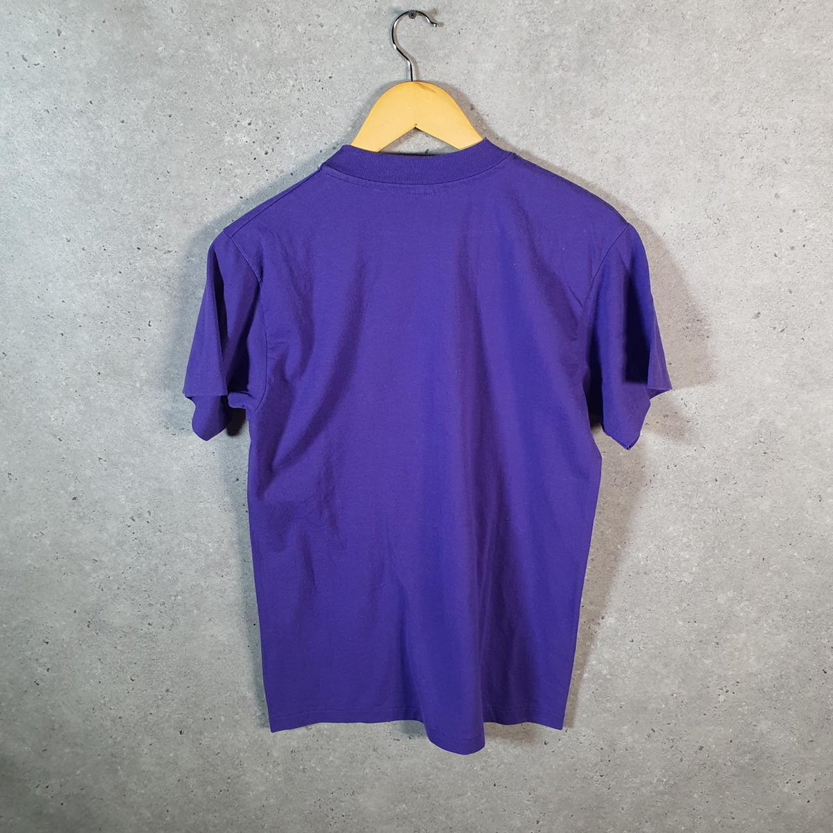 Vintage Hanes The Carolinas Flowers Birds 90s USA Single Stitch T Shirt Men’s Medium Purple C9372