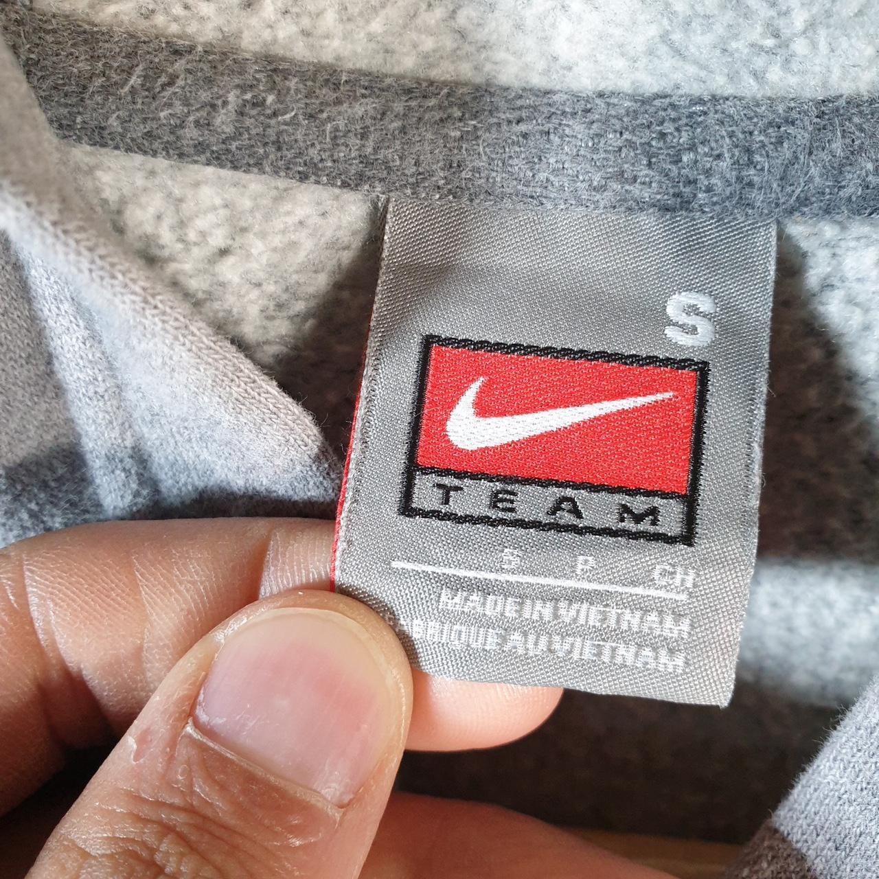 Vintage Nike Team Gamecocks Embroidered Sweatshirt Men’s Small Grey Swoosh Y2K Logo