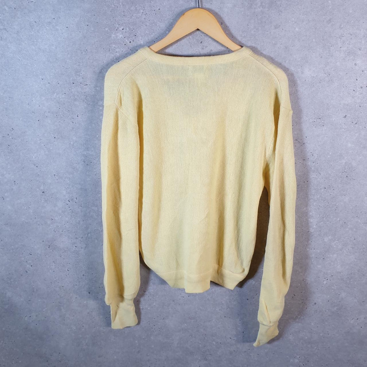 Vintage Izod Lacoste Knit Sweater Mens Small Yellow Y2K Jumper Logo
