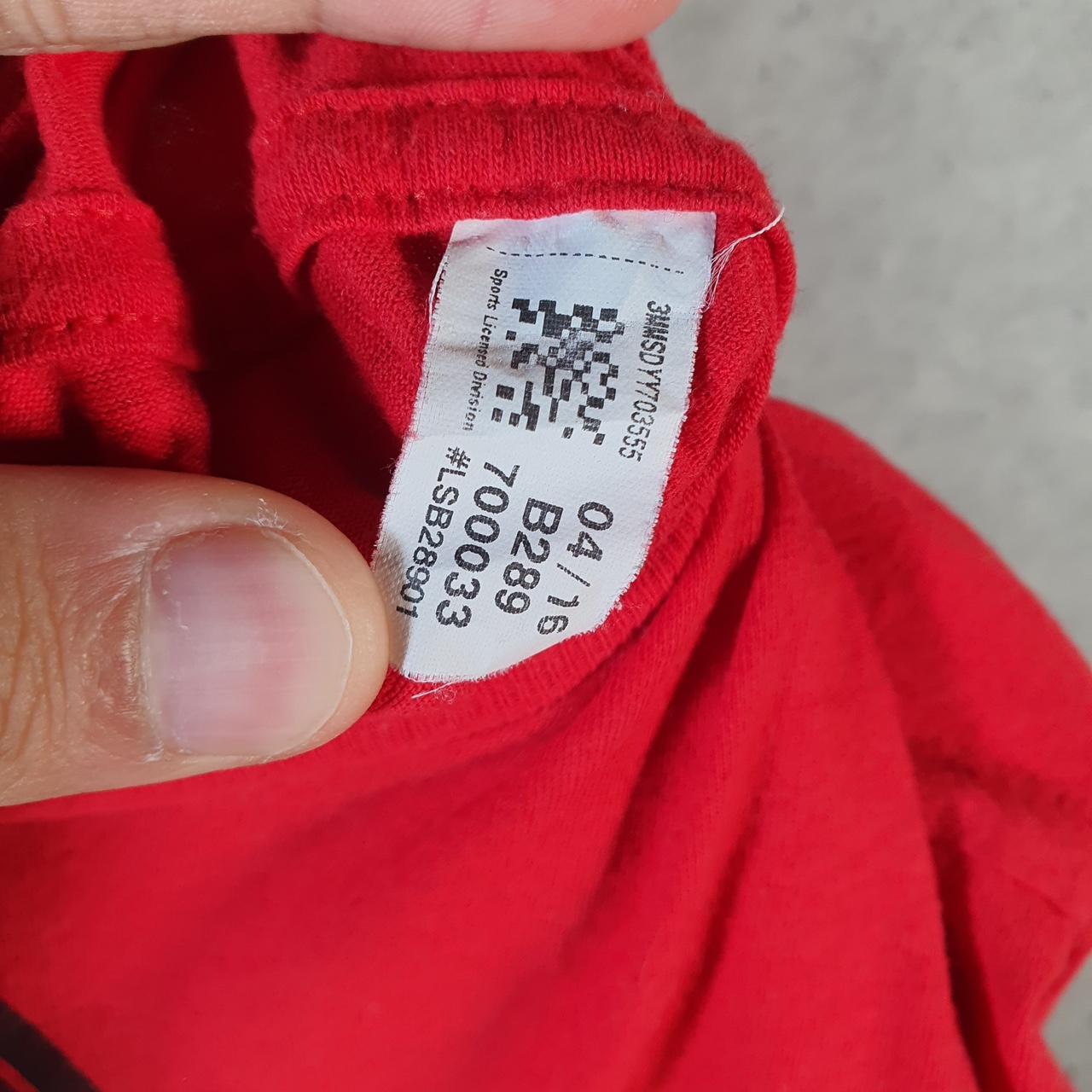 Vintage Adidas Go Tee Chicago USA T Shirt Men’s Large Red Three Stripes Logo Athletic