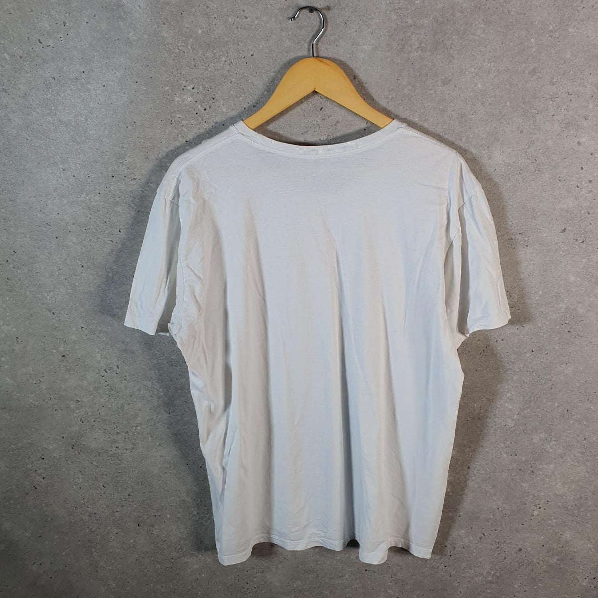Vintage Calvin Klein Spellout T Shirt Men’s Medium White Casual Sports