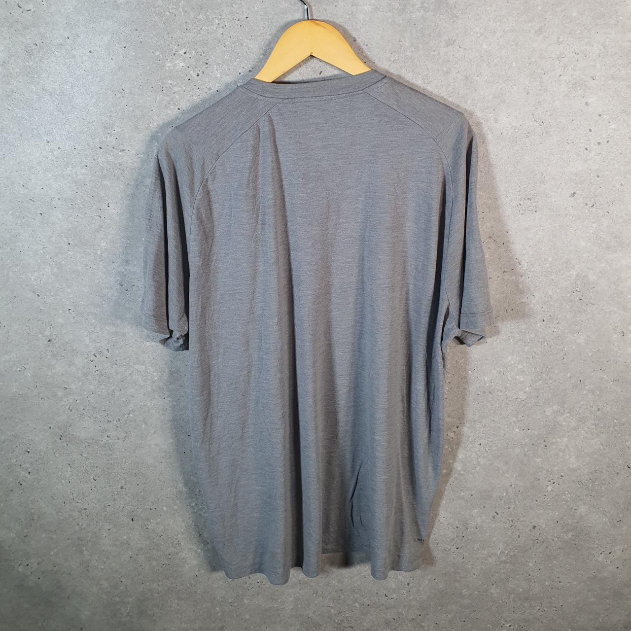 Vintage Adidas Freelift Climalite T Shirt Shirt Men’s 2XL Grey Three Stripes Logo Athletic C9728