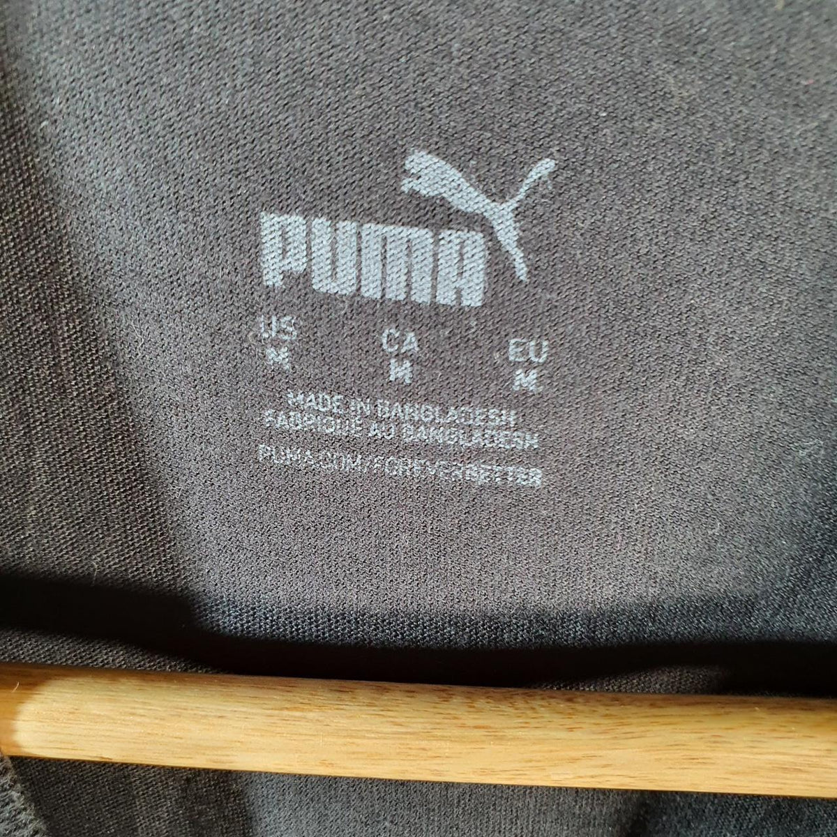 Vintage Puma Spellout T Shirt Men’s Medium Black sports Logo Athletic