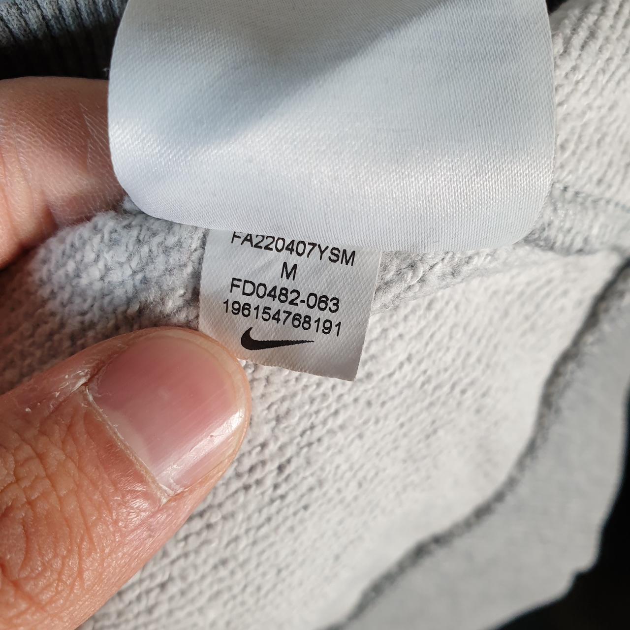 Vintage Nike Spellout Sweatshirt Womens Medium Grey Swoosh Y2K Pullover