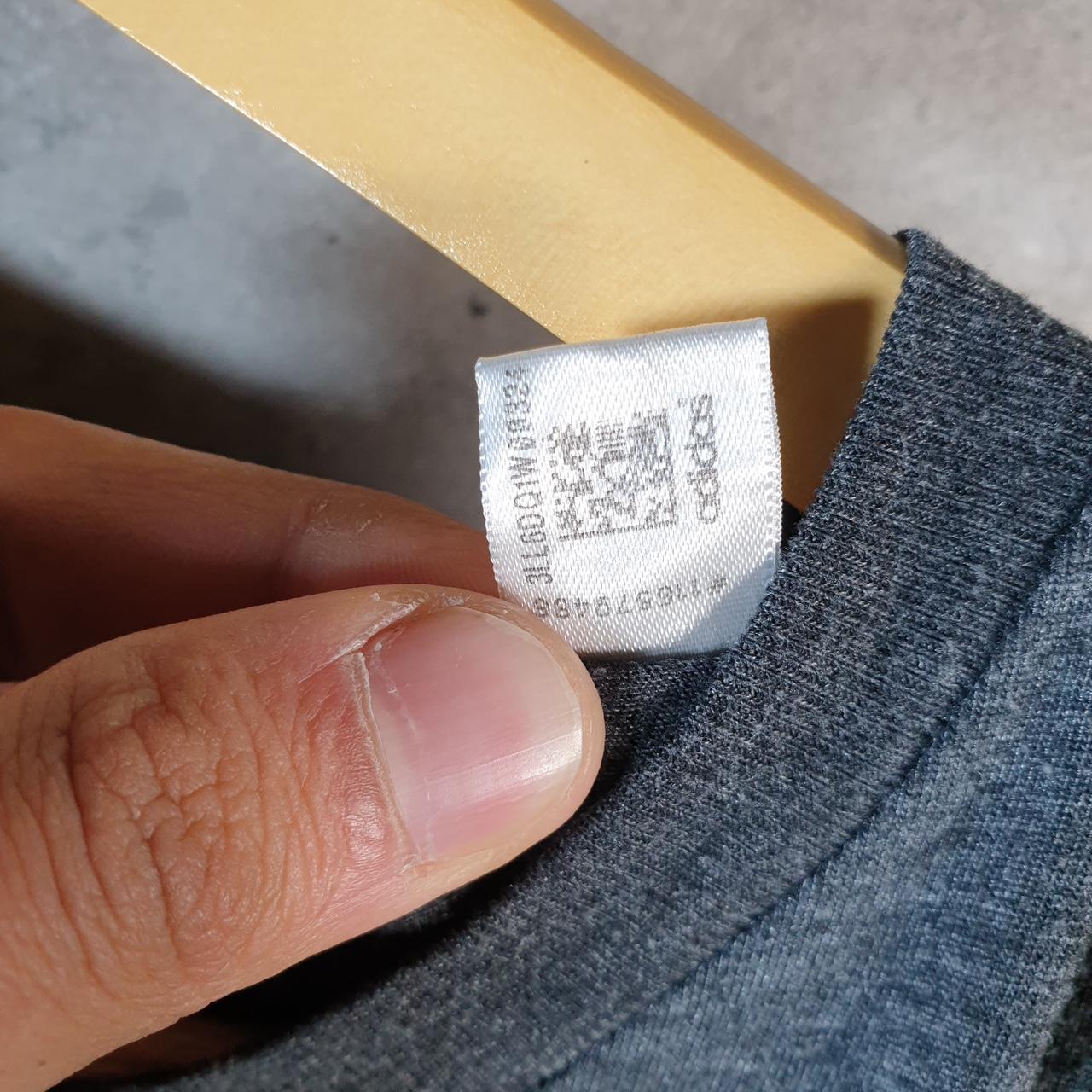 Vintage Adidas Spellout T Shirt Men’s Medium Grey Three Stripes Logo Athletic